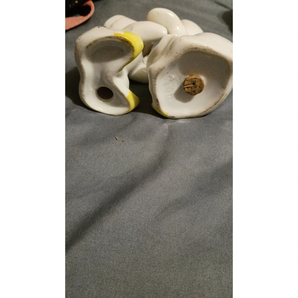 Vintage Van‎ Tellingen Huggers Salt and Pepper Shakers